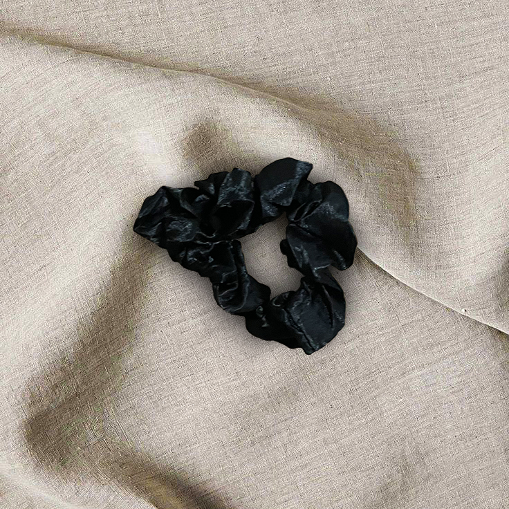 The Ultimate Cozy Reader Deluxe Box - Image 8