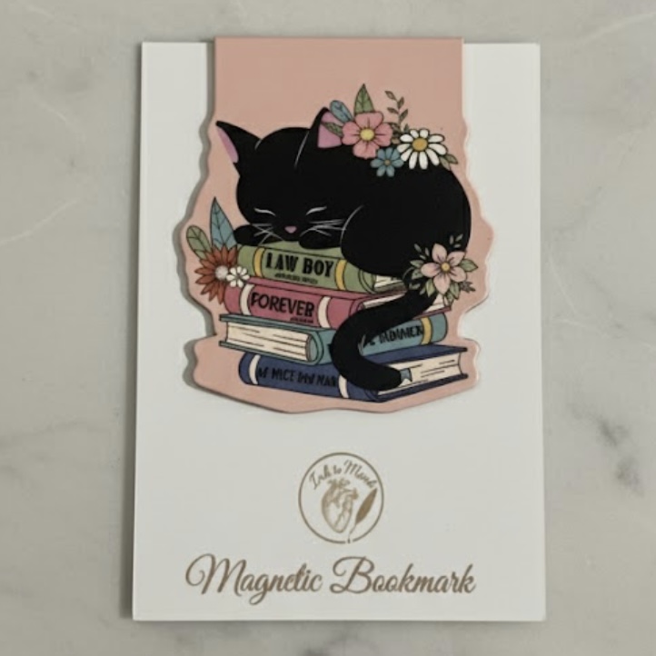 Magnetic Aesthetic Page Marker: Cozy Black Cat Design - Image 2