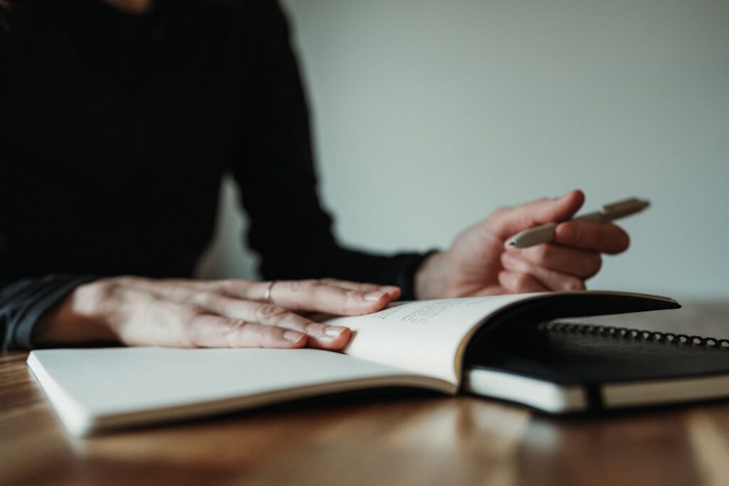 The Quiet Art of Coming Home to Yourself: Mindfulness Through the Written Word